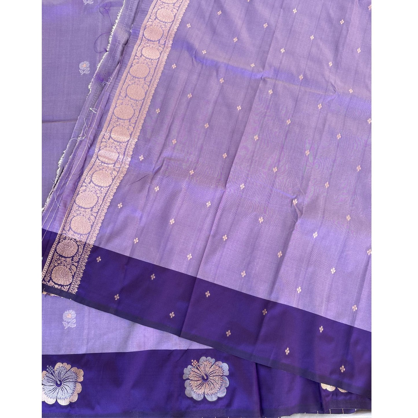 Violet floral Motif Semi Soft Silk Saree