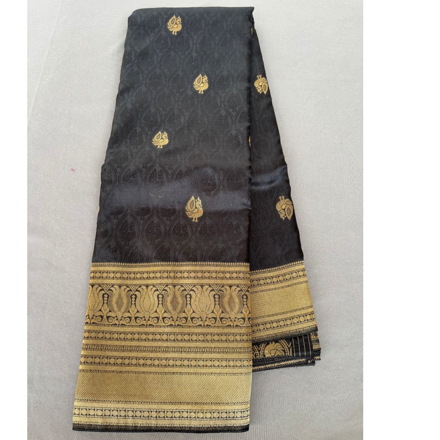 Black bird motif Silk Saree