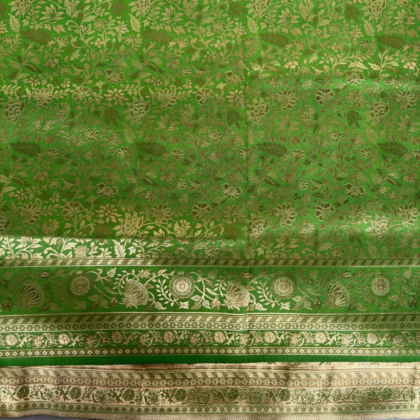 Green benarasi soft silk saree