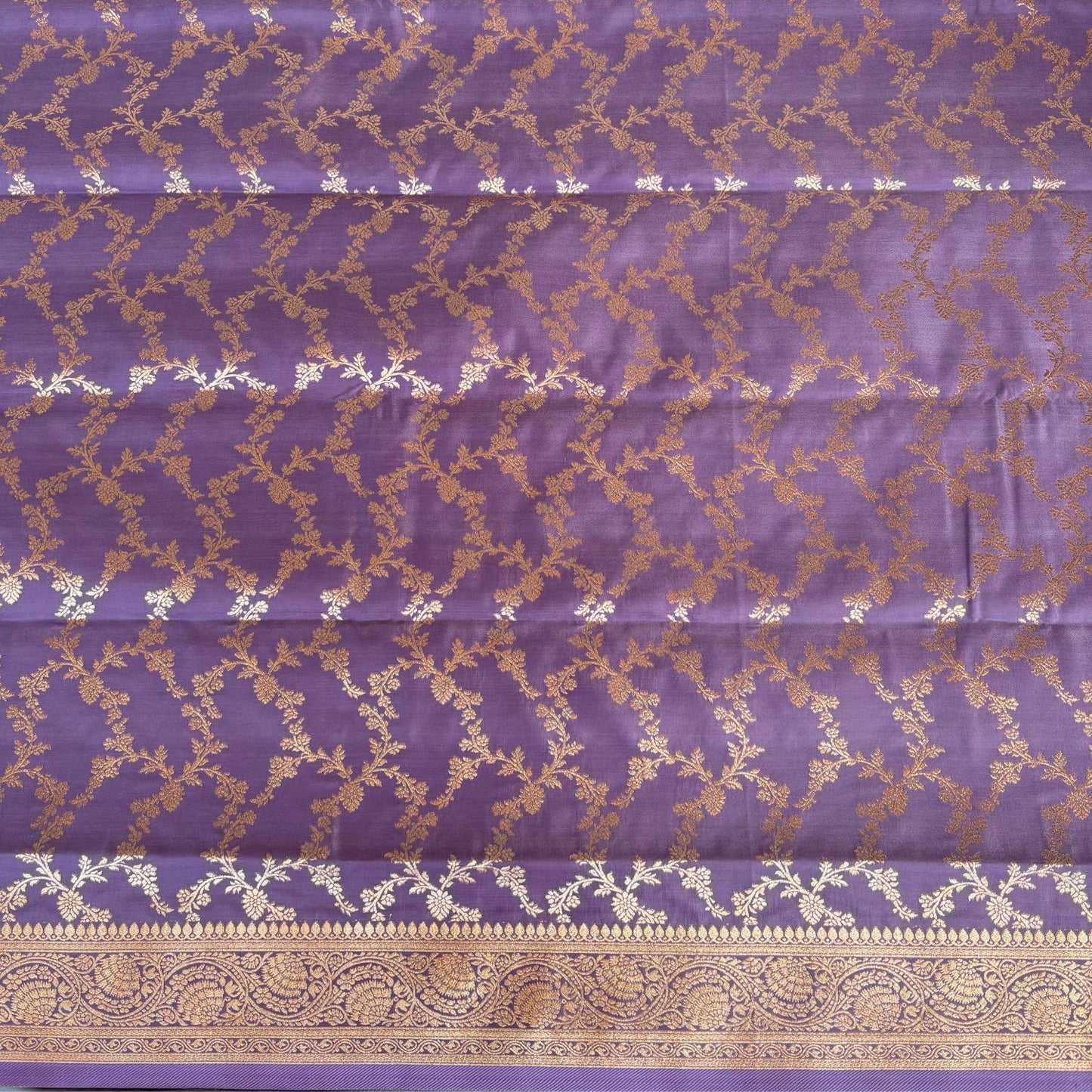 Lavender Rich Sheen Floral Jal Silk Saree