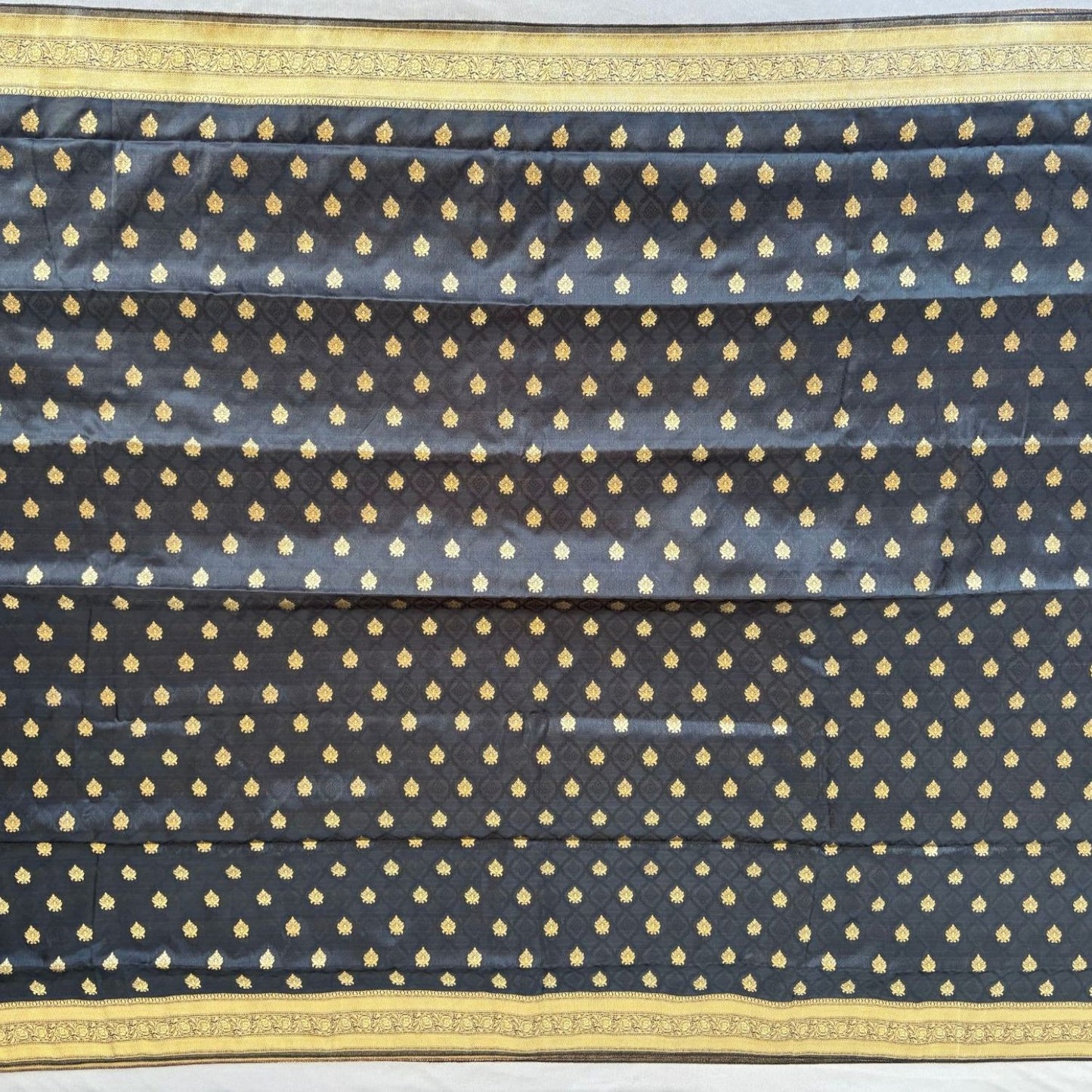 Black small leaf motif Soft  Silk Saree