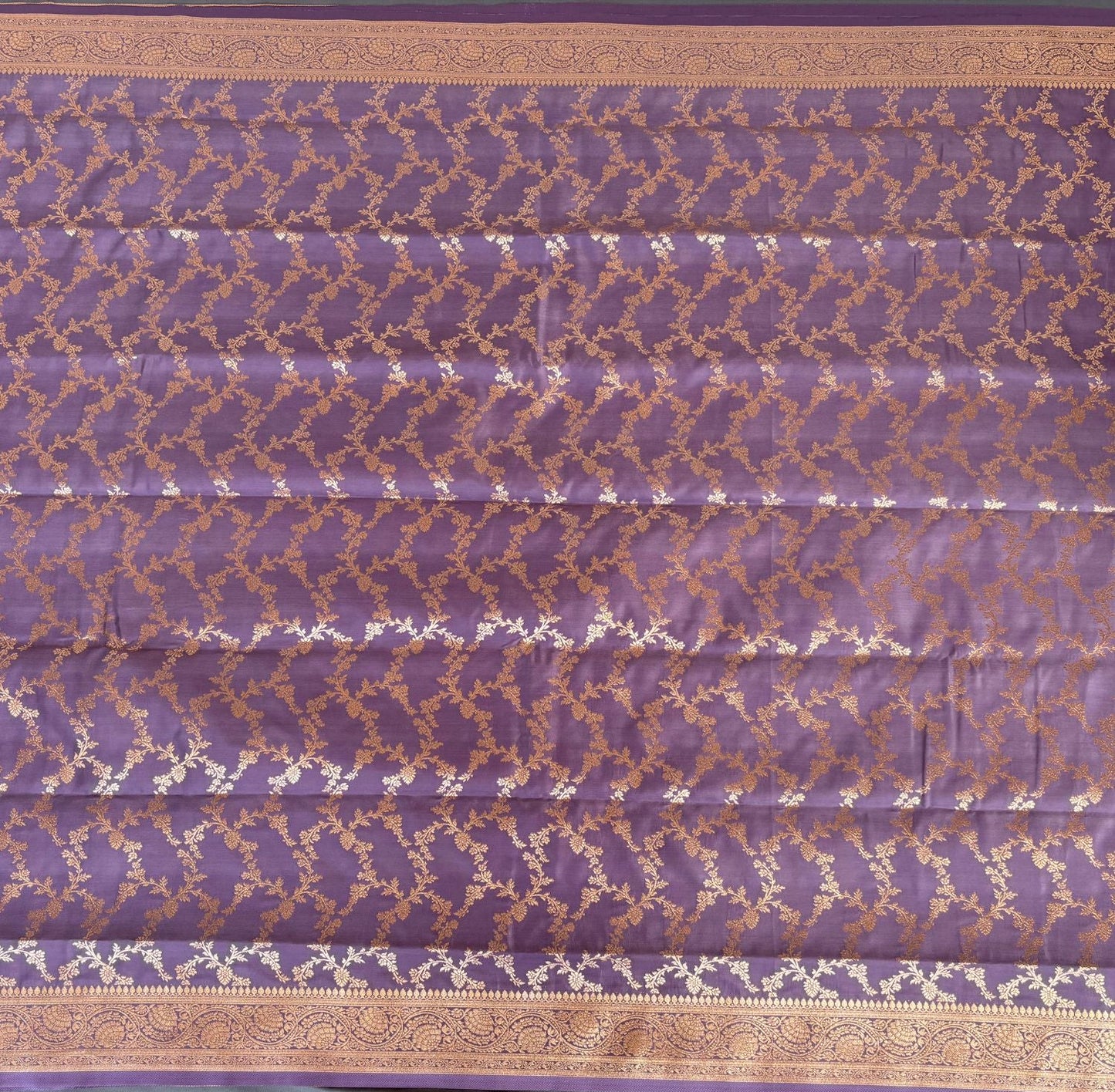 Lavender Rich Sheen Floral Jal Silk Saree