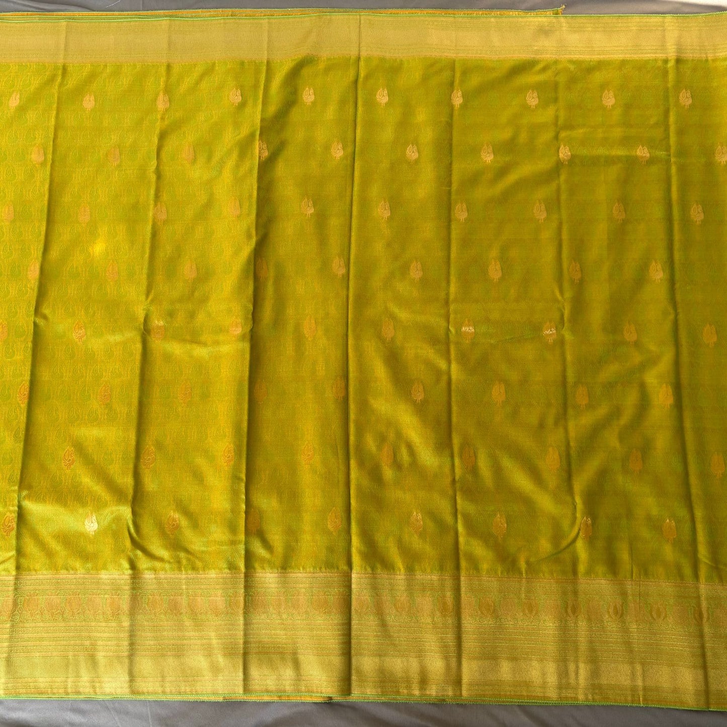 Green bird motif Silk Saree