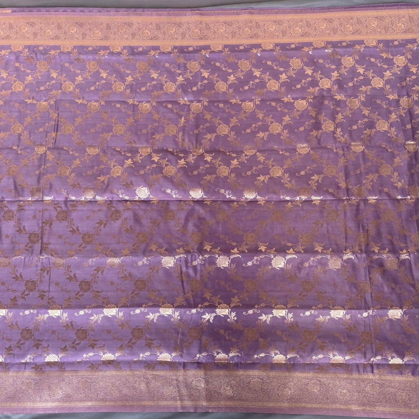 Lilac Rich Sheen Big Floral jal Silk Saree