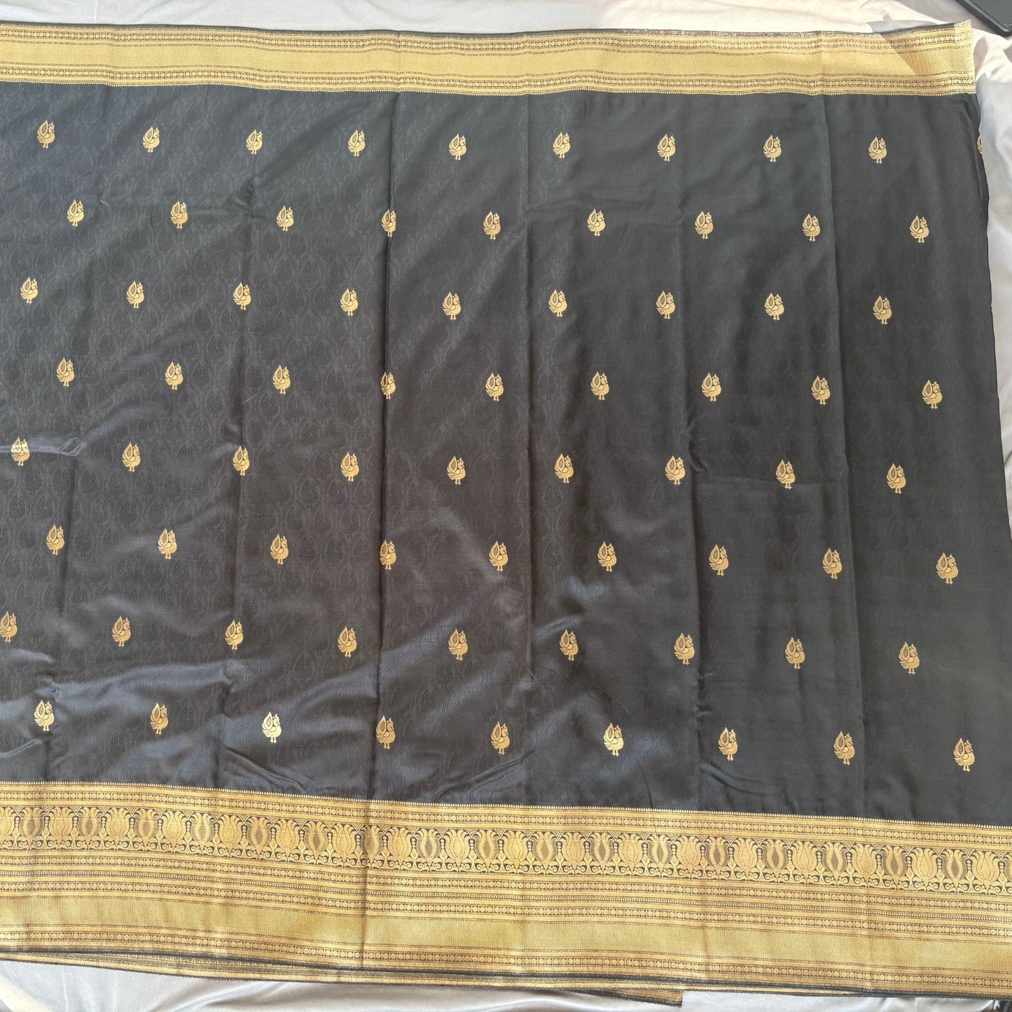 Black bird motif Silk Saree