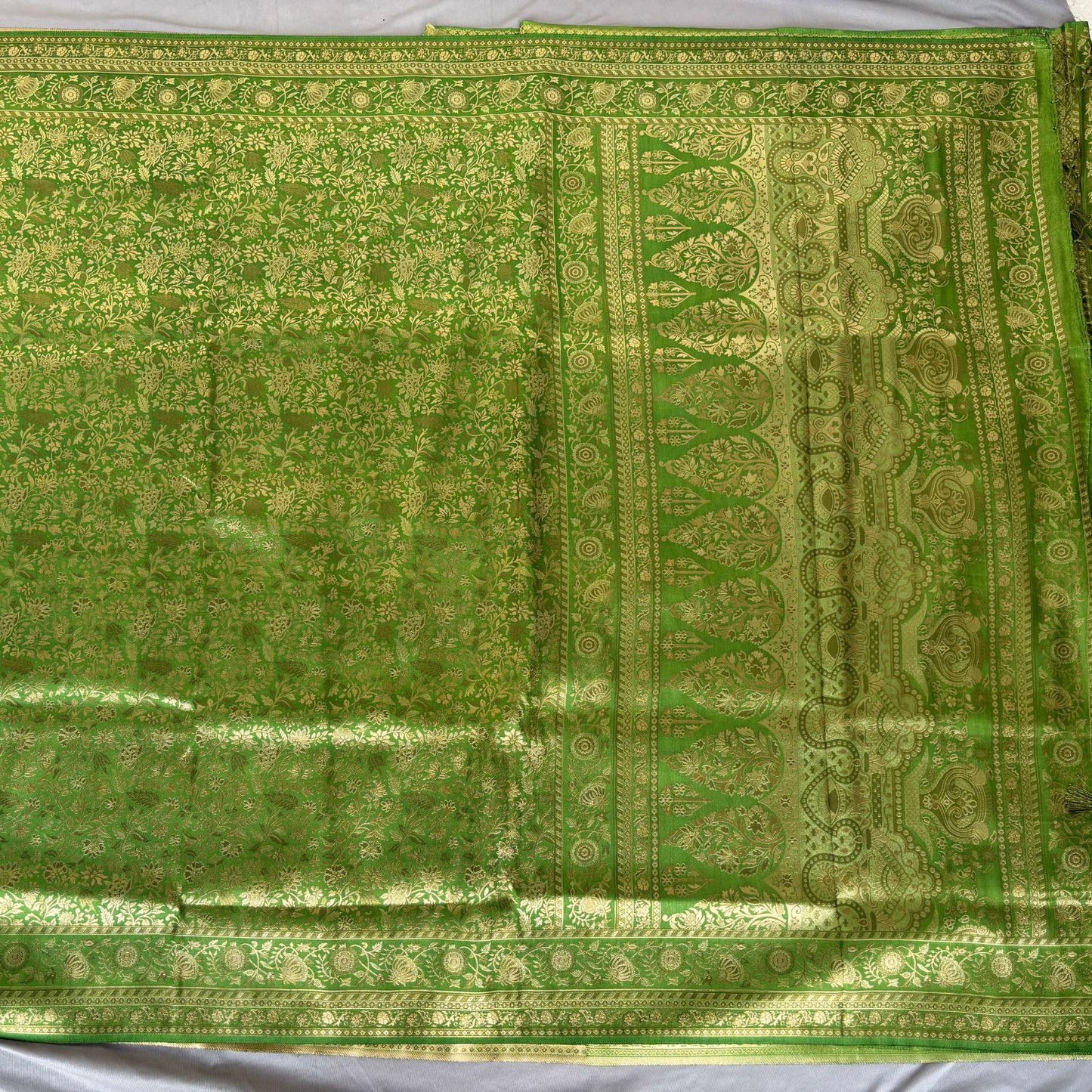 Green benarasi soft silk saree