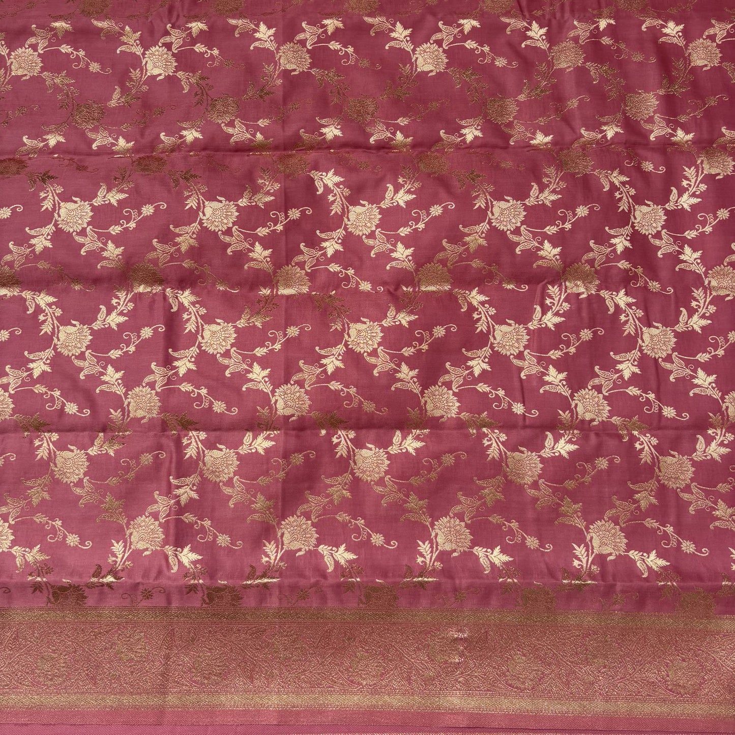 Onion Brown Rich Sheen Bold Floral jal Silk Saree