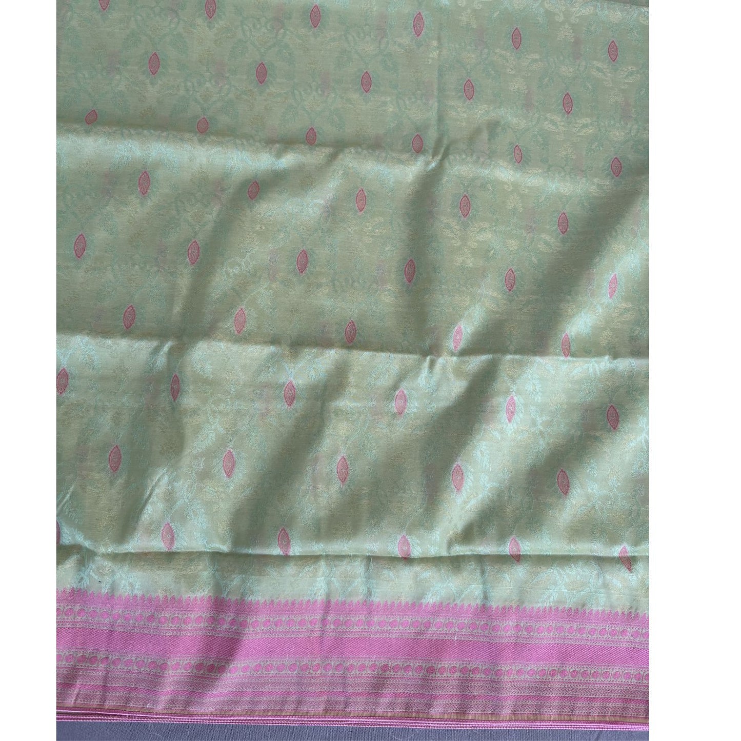 Light Green 1000 Butta Soft Silk Saree