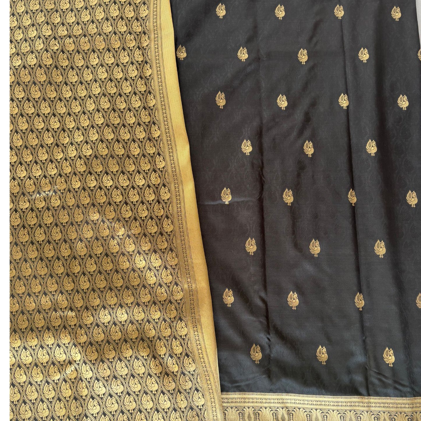 Black bird motif Silk Saree