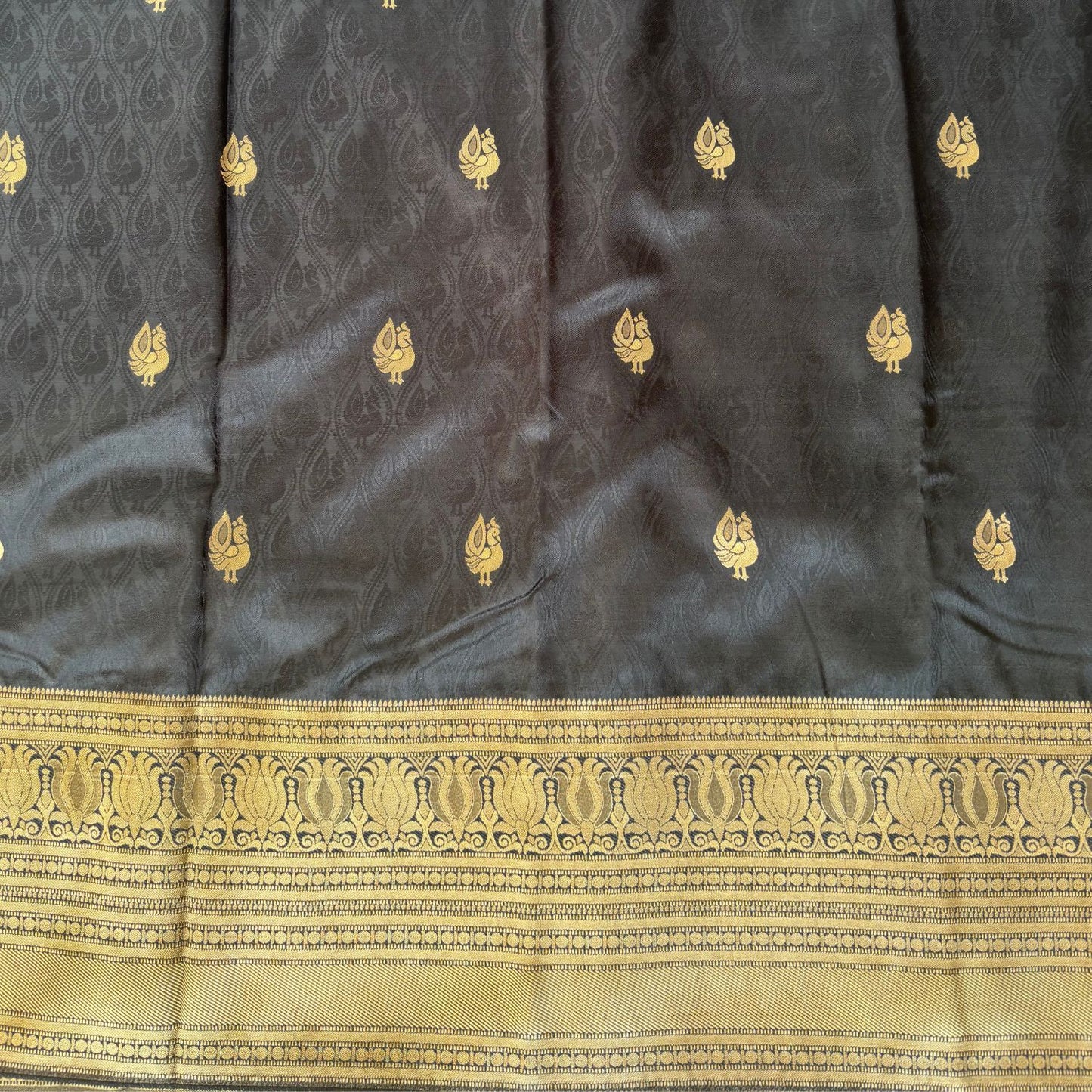 Black bird motif Silk Saree