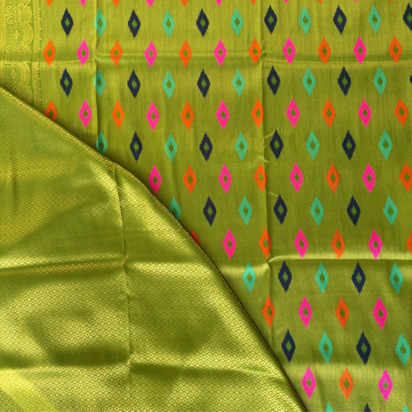 Green  benarasi Butta soft silk saree