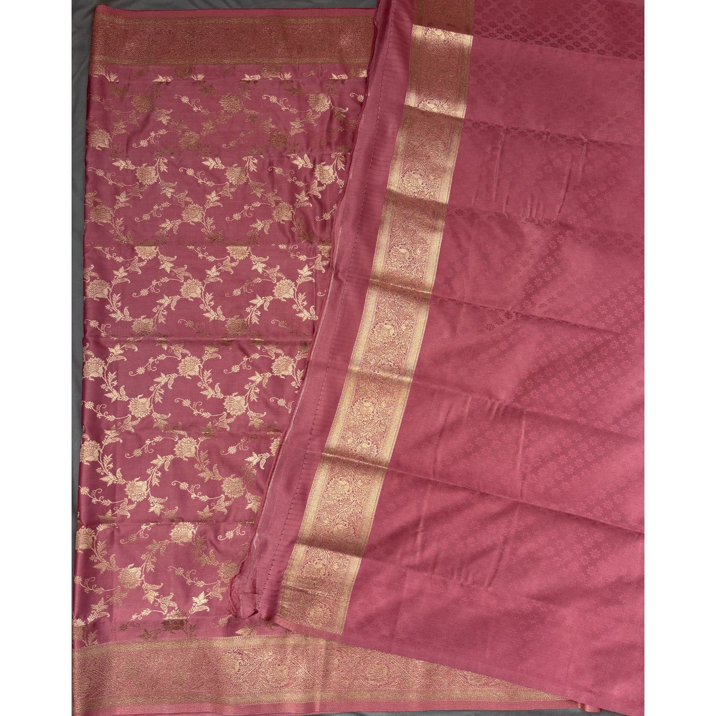Onion Brown Rich Sheen Bold Floral jal Silk Saree
