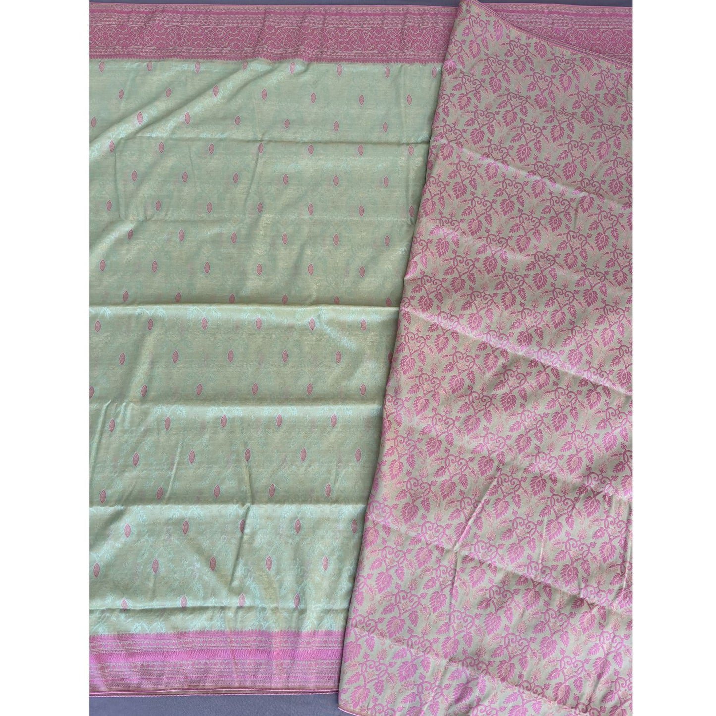 Light Green 1000 Butta Soft Silk Saree